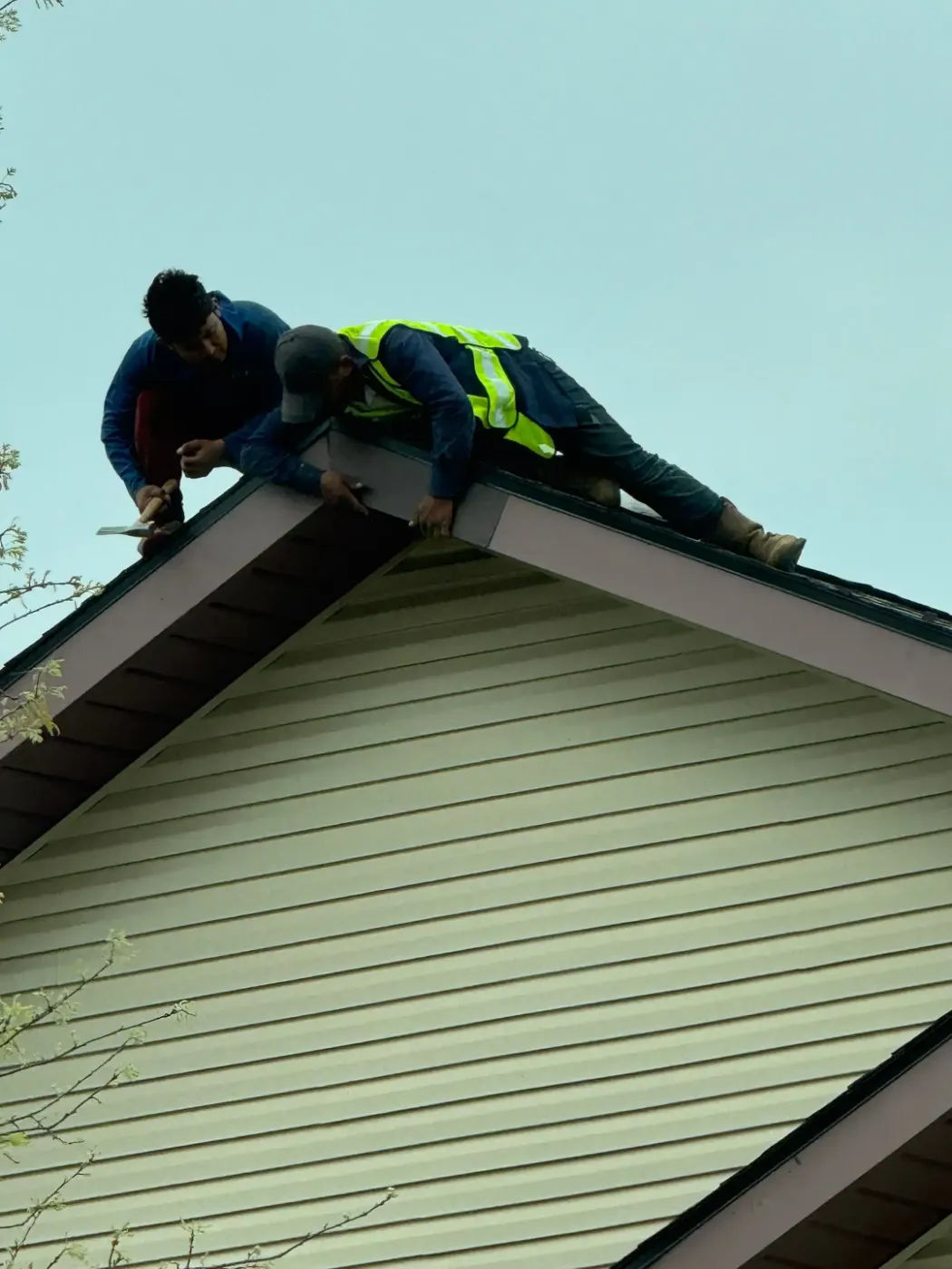 Manufacturer-certified roof installation in Southport